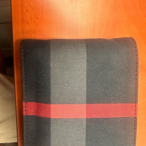 Burberry Men's Wallet - Navy and Red - Picture 2 of 11